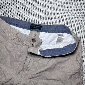 MENS SHORT BANANA REPUBLIC SIZE 34